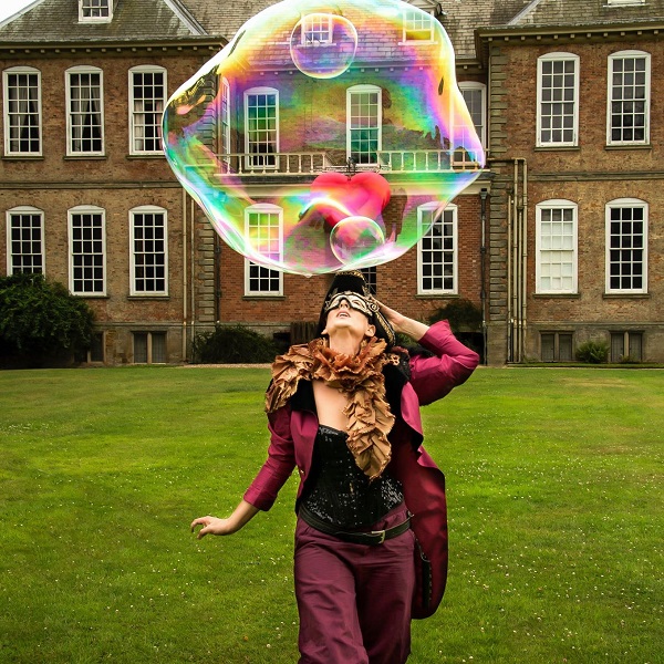 Bubble Performer hire